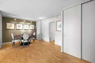 180 Beacon, Boston, MA 02116 - Photo 4