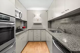 180 Beacon, Boston, MA 02116 - Photo 8