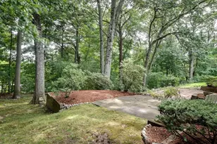 24 Upper Joclyn Ave, Framingham, MA 01701 - Photo 22