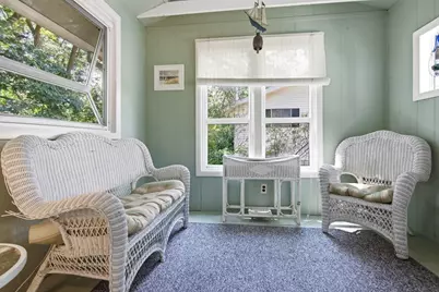 24 Upper Joclyn Ave, Framingham, MA 01701 - Photo 8