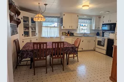 35 Wall St, Bourne, MA 02532 - Photo 8