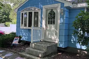 35 Wall St, Bourne, MA 02532 - Photo 2