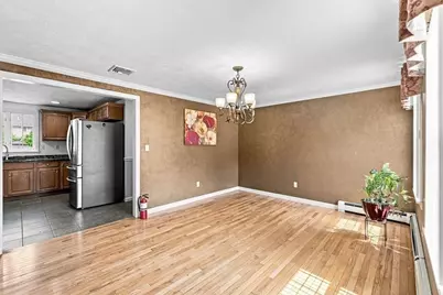 35 Meeshawn Ave, Taunton, MA 02718 - Photo 8