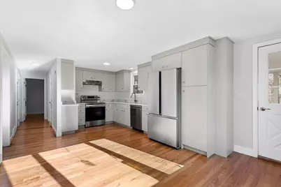 12 Hickory Ln #12, Burlington, MA 01803 - Photo 10
