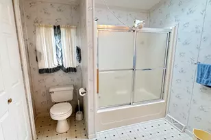160 Washington St, Plainville, MA 02762 - Photo 26