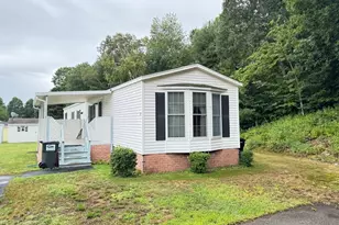 160 Washington St, Plainville, MA 02762 - Photo 2