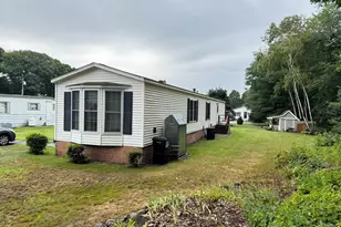 160 Washington St, Plainville, MA 02762 - Photo 4