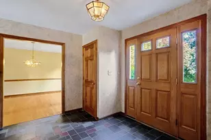 22 Danielle Ln, Mansfield, MA 02048 - Photo 4