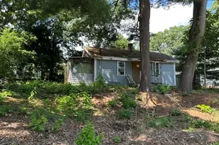 11 Evergreen Rd, Attleboro, MA 02703 - Photo 2