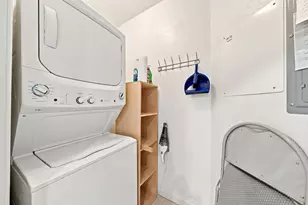 1068 Victoria St, New Bedford, MA 02745 - Photo 6