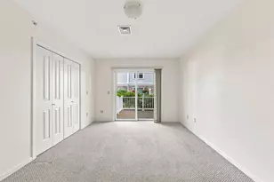1068 Victoria St, New Bedford, MA 02745 - Photo 20