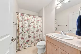 1068 Victoria St, New Bedford, MA 02745 - Photo 18