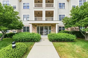 1068 Victoria St, New Bedford, MA 02745 - Photo 2