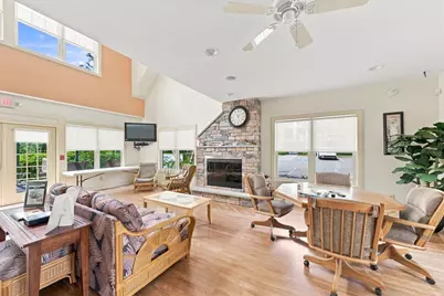 1068 Victoria St #A4, New Bedford, MA 02745 - Photo 28