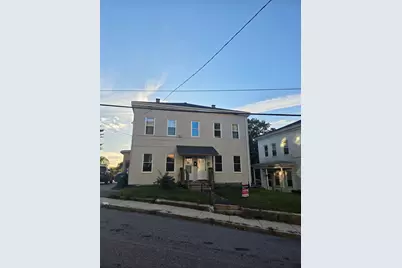 29 Beech St #A, Fitchburg, MA 01420 - Photo 2