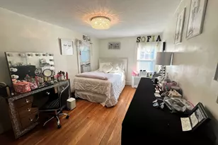 25 Essex St, Medford, MA 02155 - Photo 18