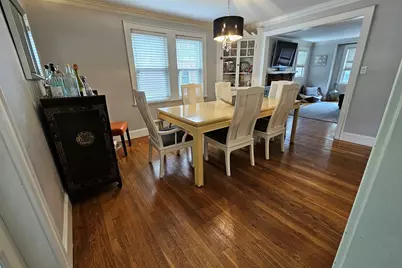 25 Essex St, Medford, MA 02155 - Photo 6