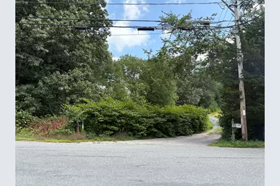 756 R Berkley St, Berkley, MA 02779 - Photo 1