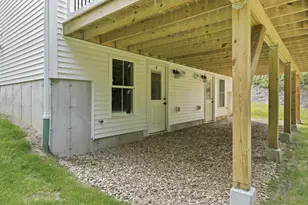 71 Pine St, Warren, MA 01083 - Photo 28