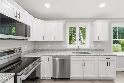 71 Pine St #B, Warren, MA 01083 - Photo 4
