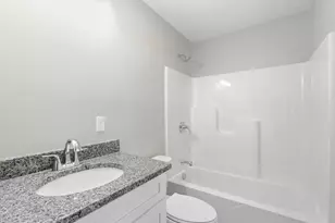 71 Pine St, Warren, MA 01083 - Photo 10