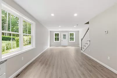 71 Pine St #B, Warren, MA 01083 - Photo 6