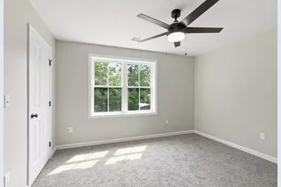 71 Pine St #B, Warren, MA 01083 - Photo 12