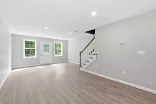 71 Pine St, Warren, MA 01083 - Photo 8