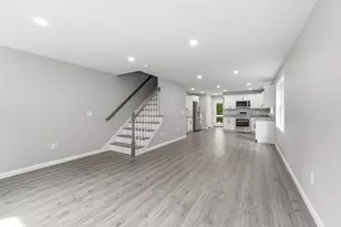 71 Pine St, Warren, MA 01083 - Photo 6