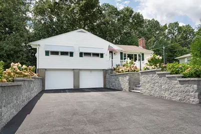 23 Mary Ann Dr, Worcester, MA 01606 - Photo 2