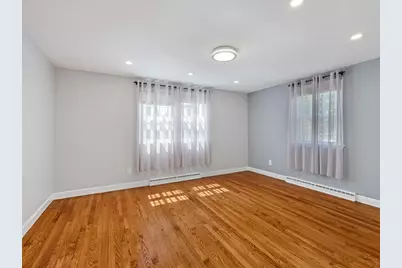 7 Fabens St, Saugus, MA 01906 - Photo 12