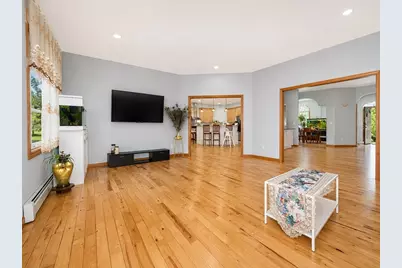 36 E Brookfield Rd, North Brookfield, MA 01535 - Photo 4
