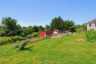 36 E Brookfield Rd, North Brookfield, MA 01535 - Photo 32
