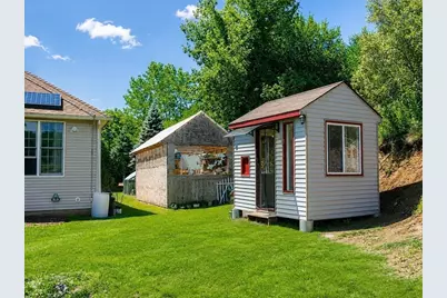 36 E Brookfield Rd, North Brookfield, MA 01535 - Photo 28
