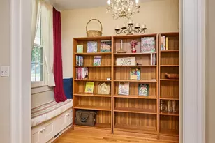 25 Woodbridge St, South Hadley, MA 01075 - Photo 18
