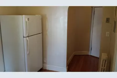 4 Hancock St #9, Malden, MA 02148 - Photo 4