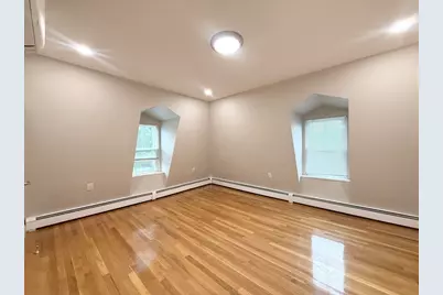 6 Channing St #3, Newton, MA 02458 - Photo 4