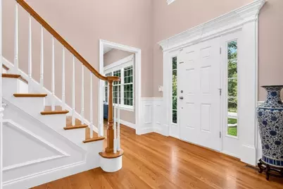 28 Hickory Dr, Shrewsbury, MA 01545 - Photo 4