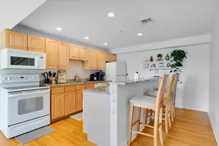 615 Main, Barnstable, MA 02601 - Photo 14
