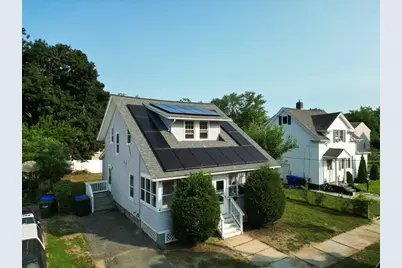 130 Littleton St, Springfield, MA 01104 - Photo 2