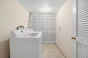 84 Camelot Dr, Worcester, MA 01602 - Photo 32