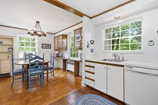 1374 Plumtree Rd, Springfield, MA 01119 - Photo 8