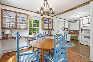1374 Plumtree Rd, Springfield, MA 01119 - Photo 10