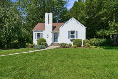 1374 Plumtree Rd, Springfield, MA 01119 - Photo 1