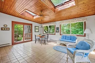 1374 Plumtree Rd, Springfield, MA 01119 - Photo 14