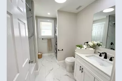 5/5A Ferdinand St, Worcester, MA 01603 - Photo 32