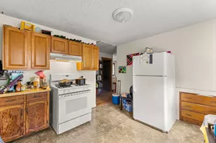 282 Belmont St, Brockton, MA 02301 - Photo 20