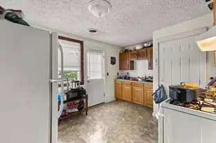 282 Belmont St, Brockton, MA 02301 - Photo 22