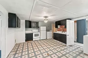 42-44 Pine St, Northbridge, MA 01588 - Photo 34