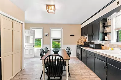 42-44 Pine St, Northbridge, MA 01588 - Photo 10